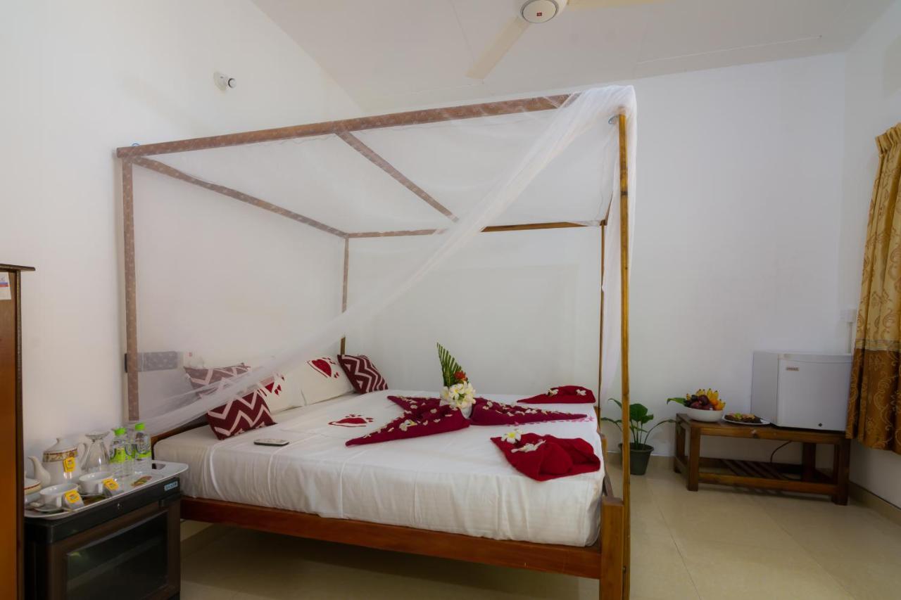 Comfort Beach Hotel 아루감 베이 외부 사진