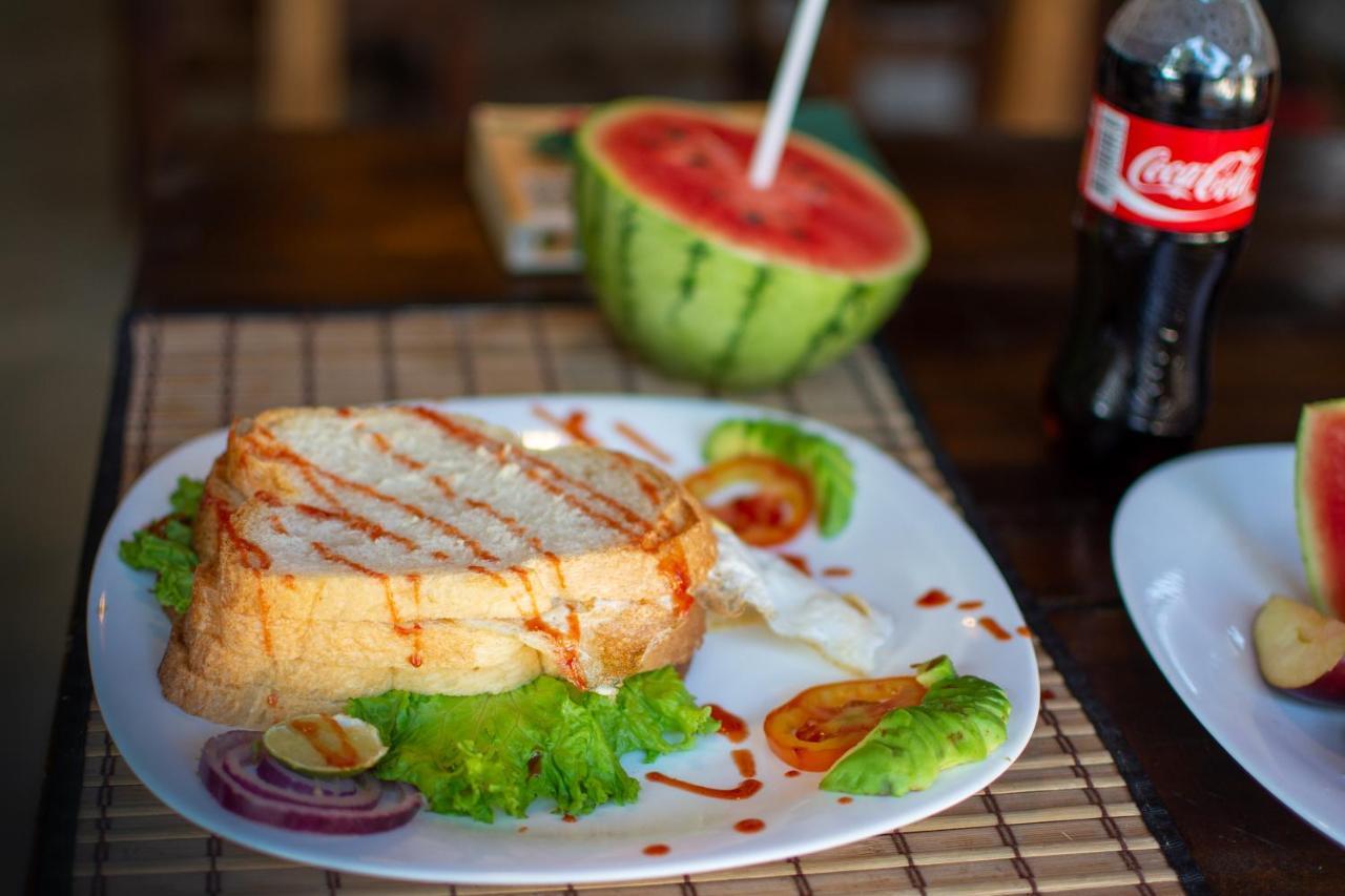 Comfort Beach Hotel 아루감 베이 외부 사진